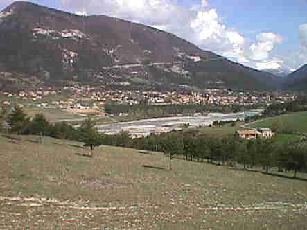 il est pas beau notre village!